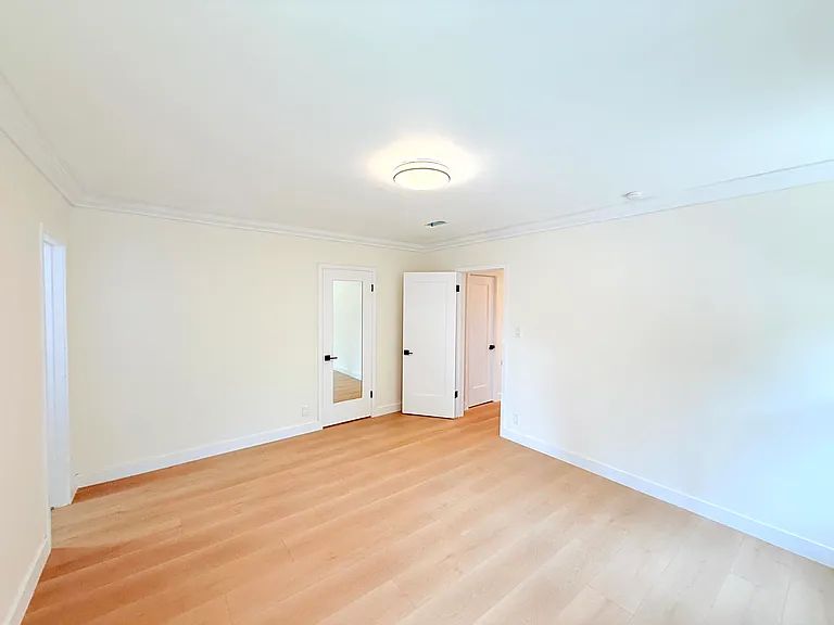 6132 Whitsett Ave #6132 — Photo 21