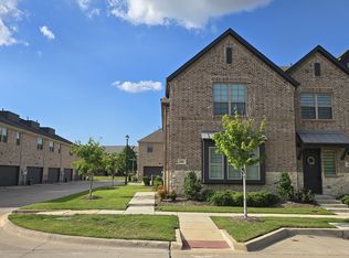 681 Vista Oaks Rd, Lewisville, TX 75067