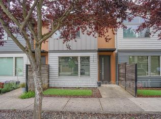 137 N 44th Pl, Ridgefield, WA 98642