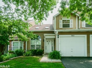 502 Ascot Ln, Streamwood, IL