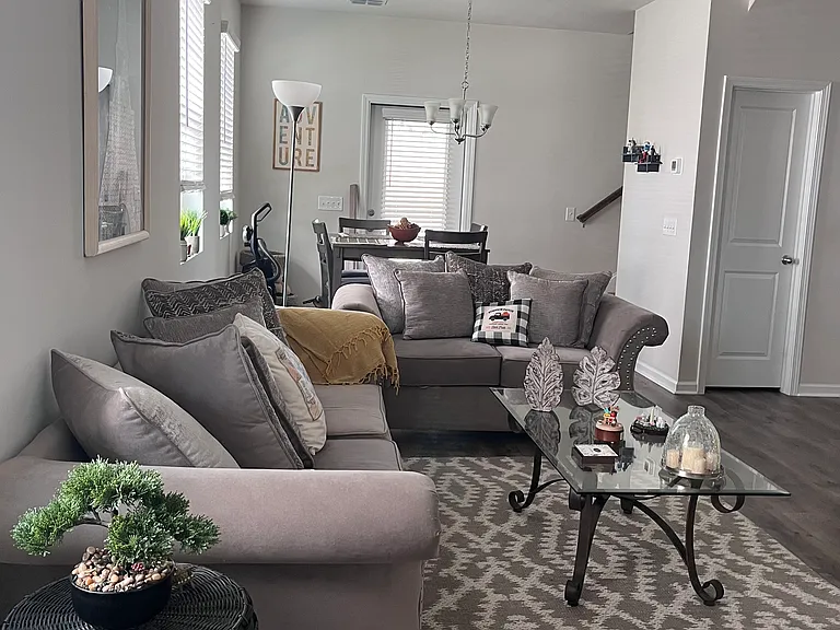 128 Benelli Dr — Photo 3