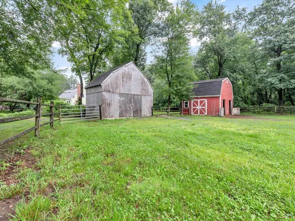 69R Anthony Street, Berkley, MA 02779