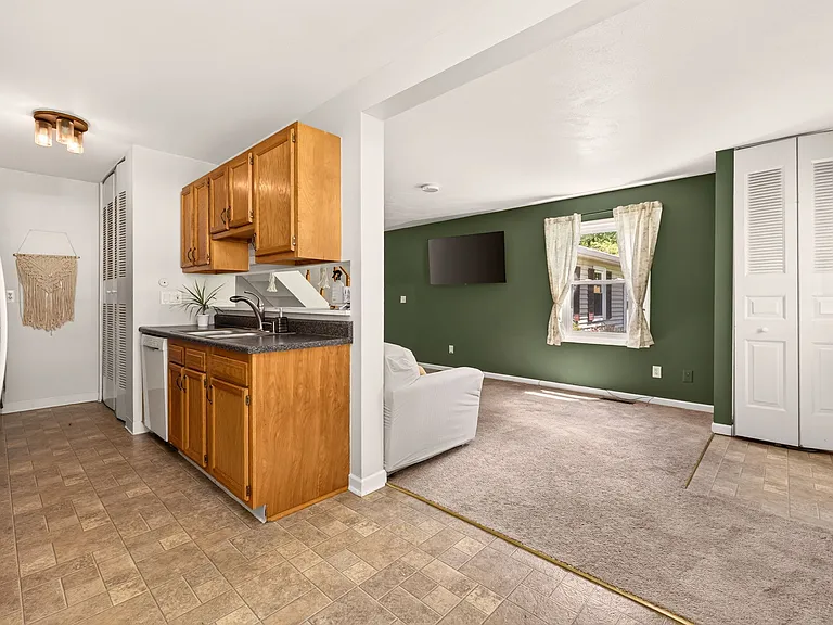 3 Eagle Ln — Photo 3