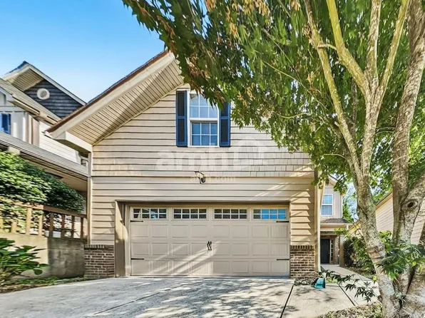 413 Village Way, Woodstock, GA 30188