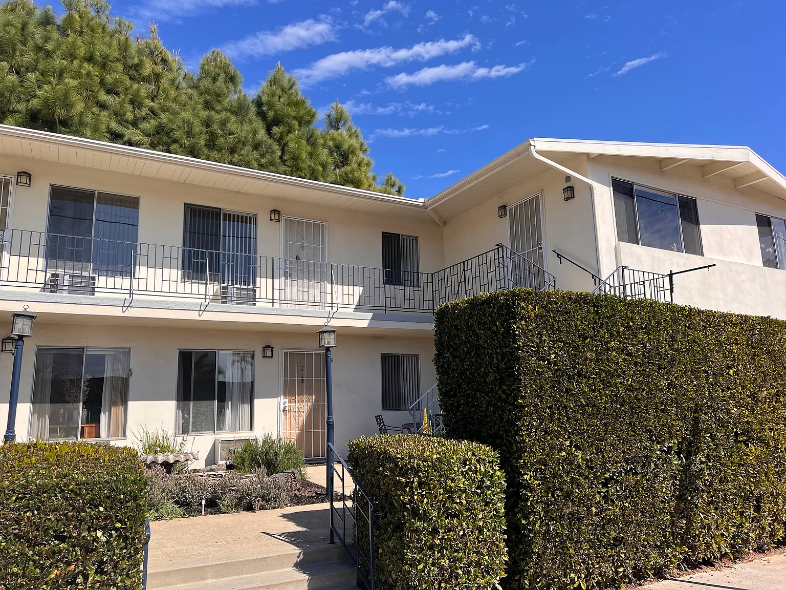 1 bed, 700 sqft, $2,095 — Photo 1