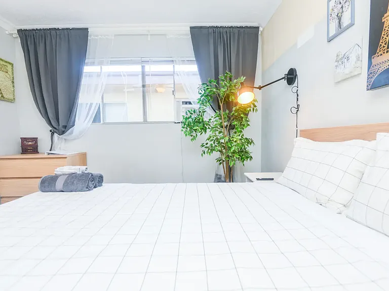 2042 S Corning St #D3 — Photo 6