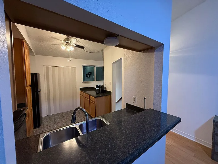 186 Avant Garde Cir — Photo 20