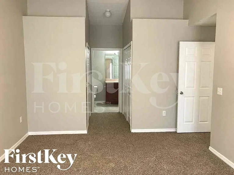 7428 Little Pond Ct — Photo 17