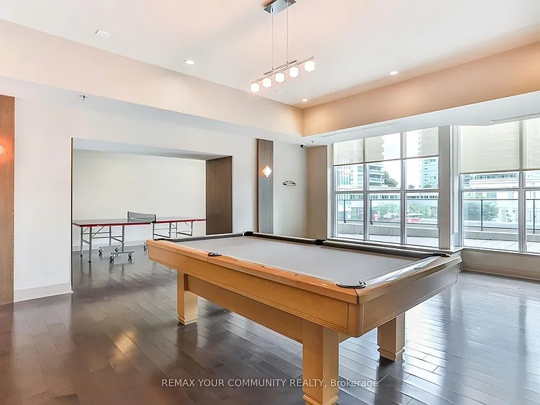 18 Harbour St #202 — Photo 27