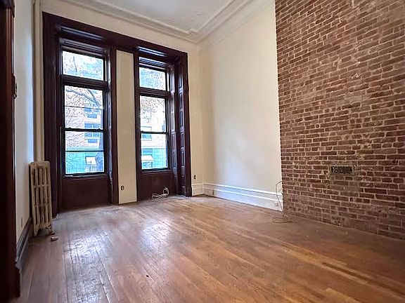 2nd image of 102 W 87th St APT 2N