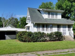 350 Valley Dr, Morton, MN 56270