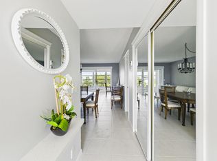 Lauderdale Oaks, Lauderdale Lakes, FL 33313