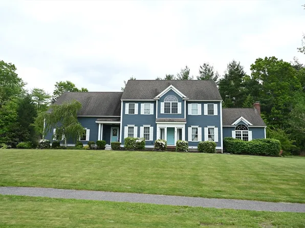 34 Highland Cir, Halifax, MA 02338