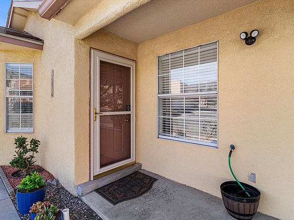 5th image of 1001 Provo Ct NE