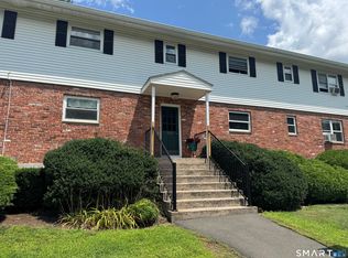 502 Oak Ave APT 17, Cheshire, CT 06410