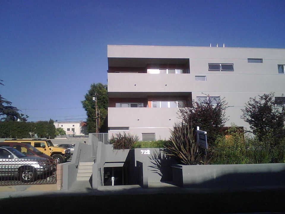 1st image of 722 S Windsor Blvd APT 102