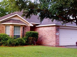 7817 Silver Oak Dr, Texas City, TX 77591