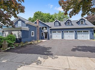 69 Bronson St, Oswego, NY 13126