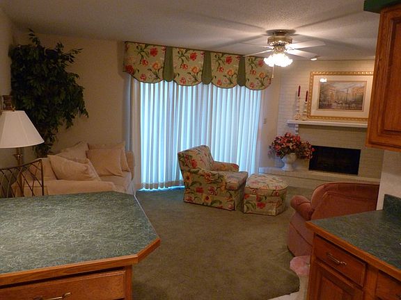 5th image of 504 Canary Ln