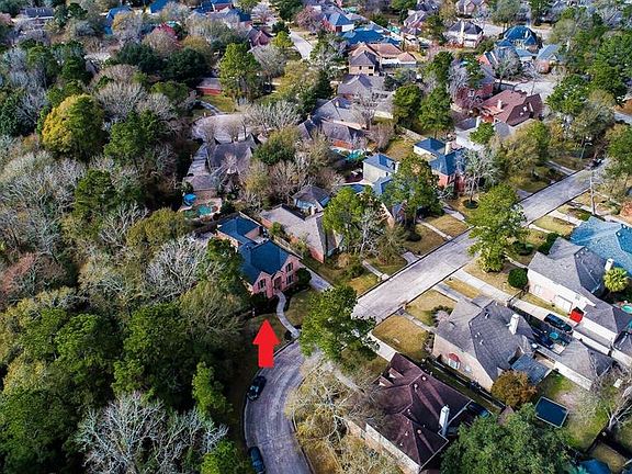 4th image of 3503 Valley Chase Dr