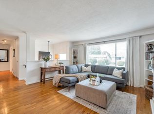 11344 86a Ave, Delta, BC V4C 2Y8