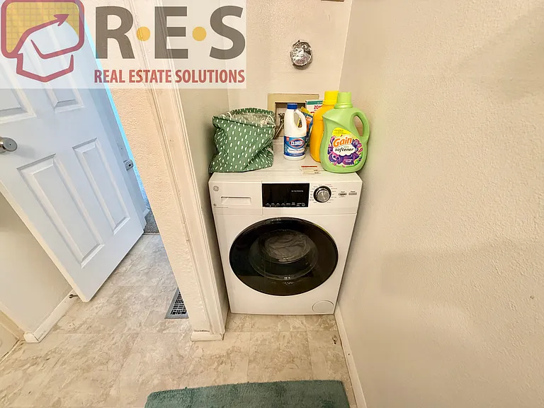 920 S Dawson Way #8 — Photo 8