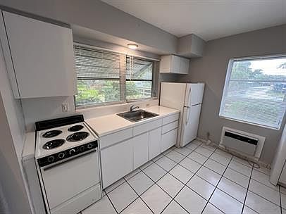 1st image of 1816 Taft St #15744635