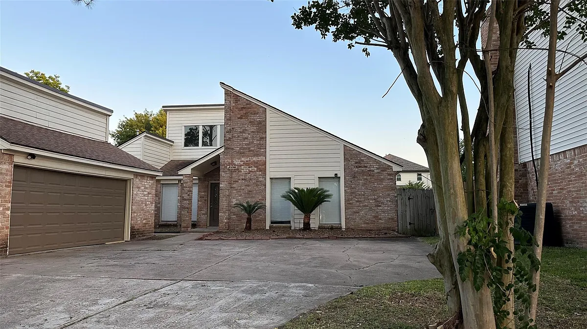 Building Photo - 11503 Briar Forest Dr