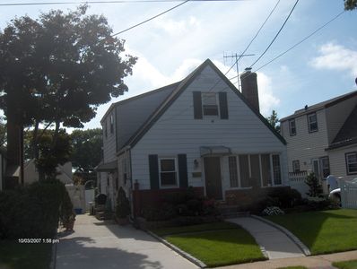 210 W Marshall St, Hempstead, NY, 11550