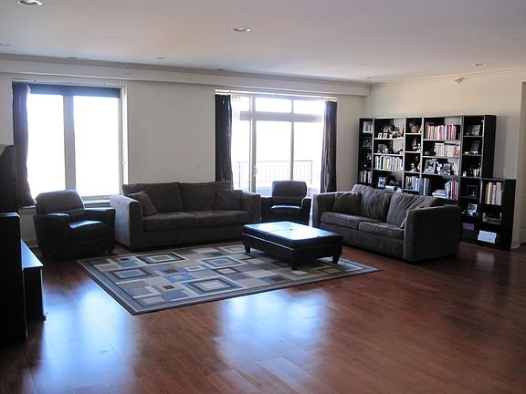 3rd image of 1670 Mill St #601