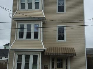85 Cash St, Fall River, MA 02723