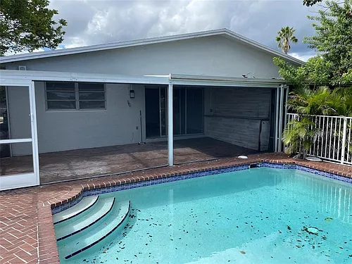 5420 SW 25th Ave Photo 1