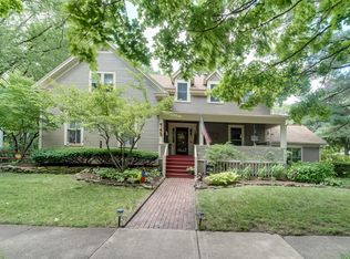 742 Dow Ave, Geneva, IL 60134