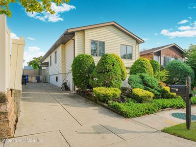 19 Nutwood Ct, Staten Island, NY, 10308