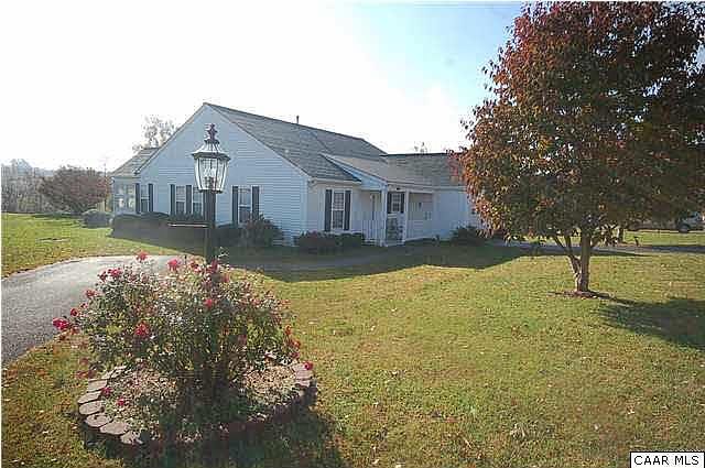 1st image of 39 Hilltop Ct