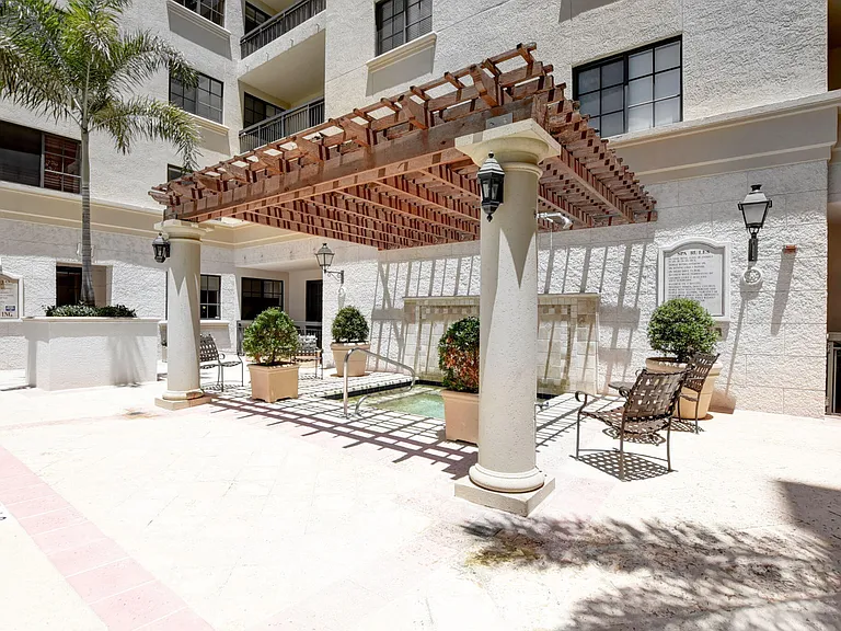 233 S Federal Hwy #321 — Photo 15