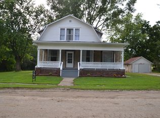 201 N Sherman St, Wheeling, MO 64688
