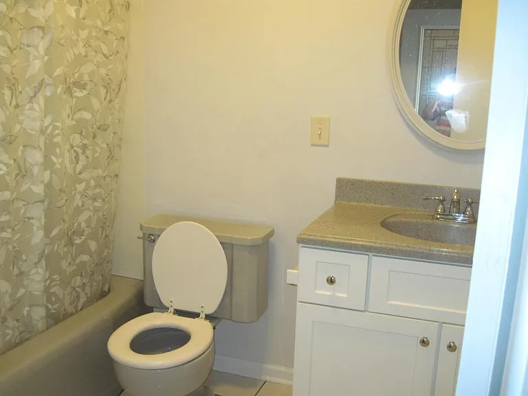 1013 S Briarwood Dr — Photo 6