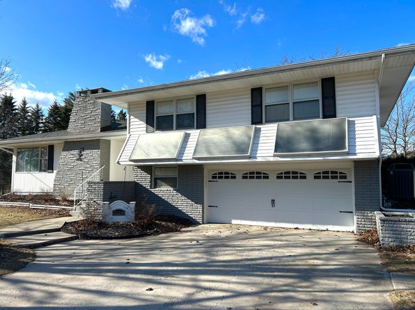 1028 Grant St, Alpena, MI 49707