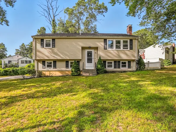 41 Harvard Dr, Milford, MA 01757