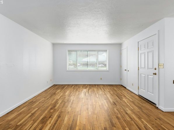 portland-oregon-53980958 picture