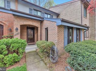 5739 Waters Edge Landing Ct, Burke, VA 22015