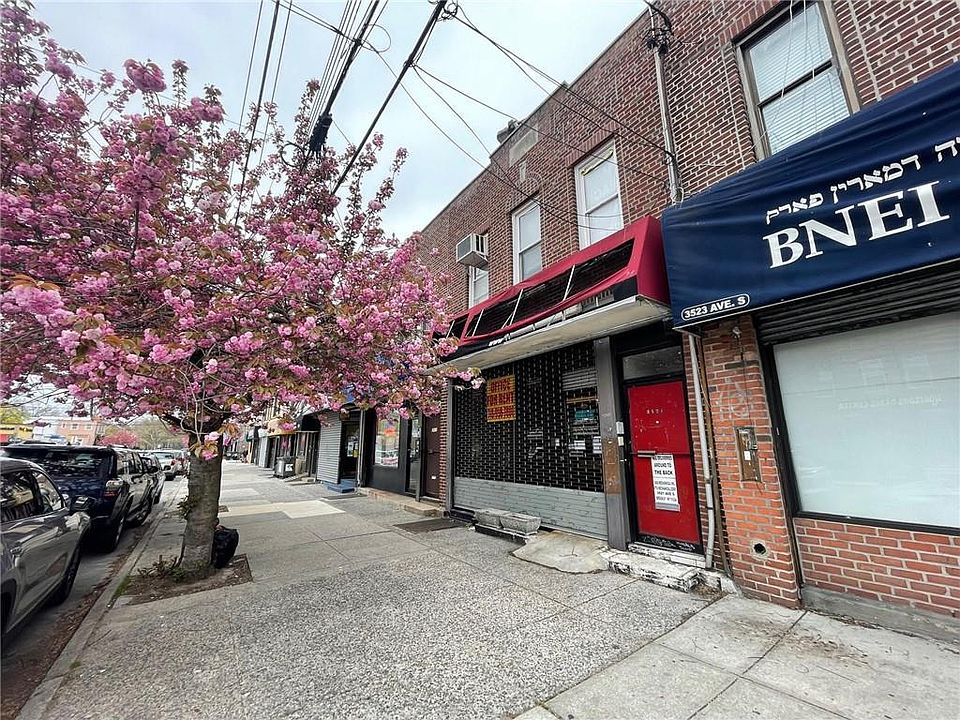 2nd image of 3517 Avenue S