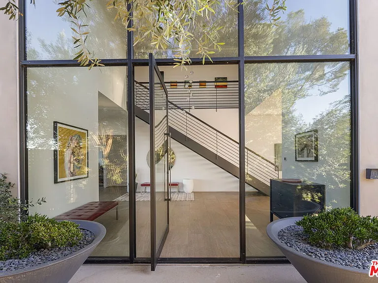 3337 Beverly Ranch Rd — Photo 3