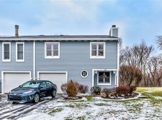 318 Lamplighter Cir, Pittsburgh, PA