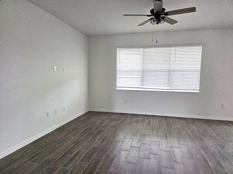 3064 Sanctuary Dr — Photo 8