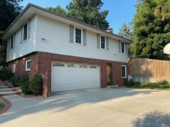 2nd image of 3410 W Colony Sq