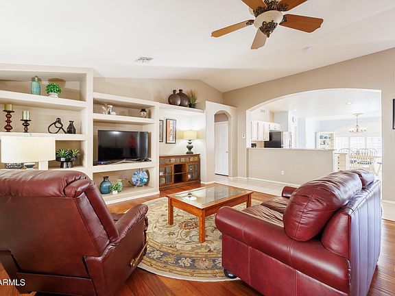 4th image of 14956 W CRENSHAW Drive