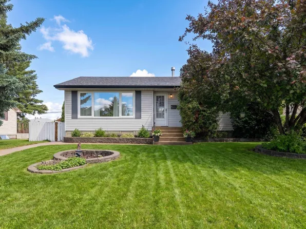 13616 137th St NW, Edmonton, AB T5L 2B3
