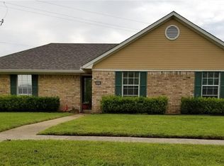 5223 Lauri Ln, Bossier City, LA 71112